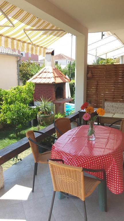 Apartment Lala Kastela Oda fotoğraf