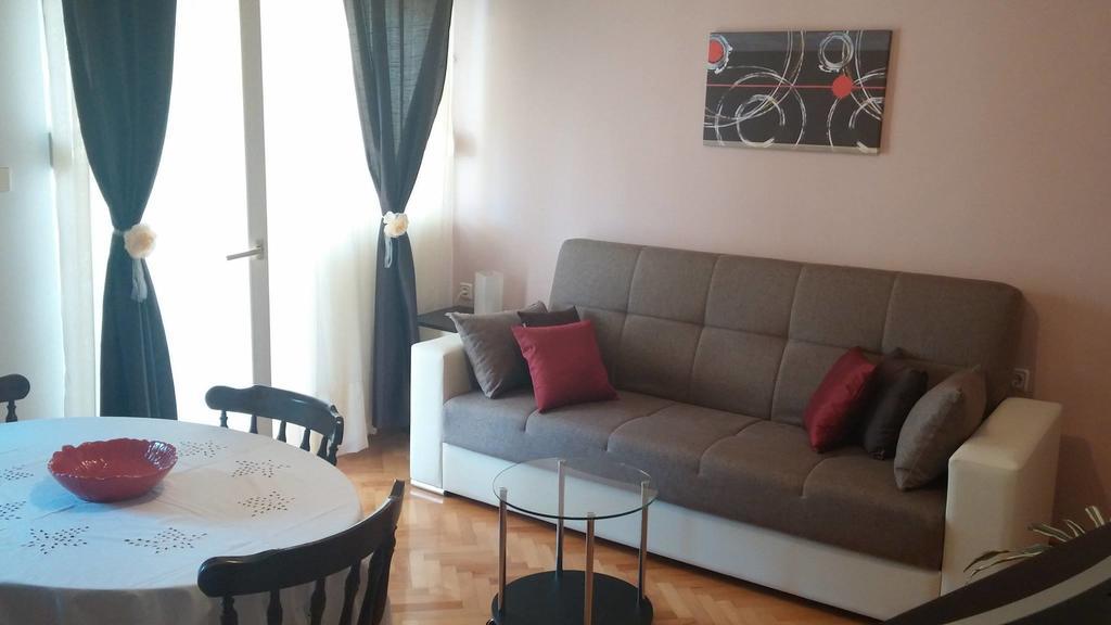 Apartment Lala Kastela Oda fotoğraf